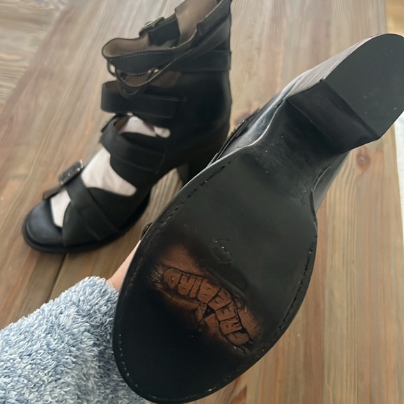 Freebird by Steven NEW Bond Sandal Black Box Included 10 Rare Find - Picture 5 of 10